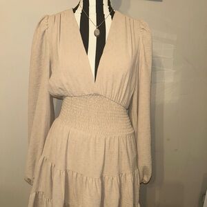 Gianni Bini Talia V-Neck Long Sleeve Smocked Waist Tiered Hem Dress Size XS